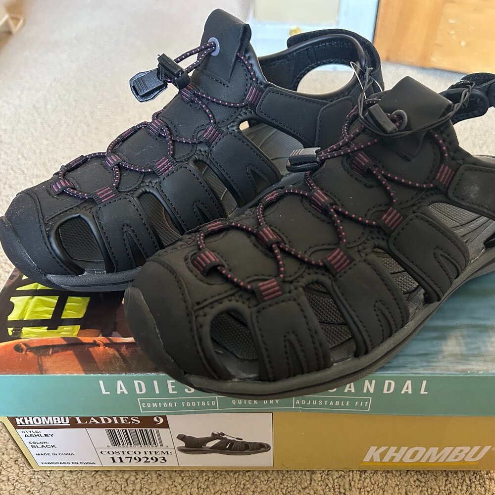 Ladies Khombu Active Sandals SZ 9
